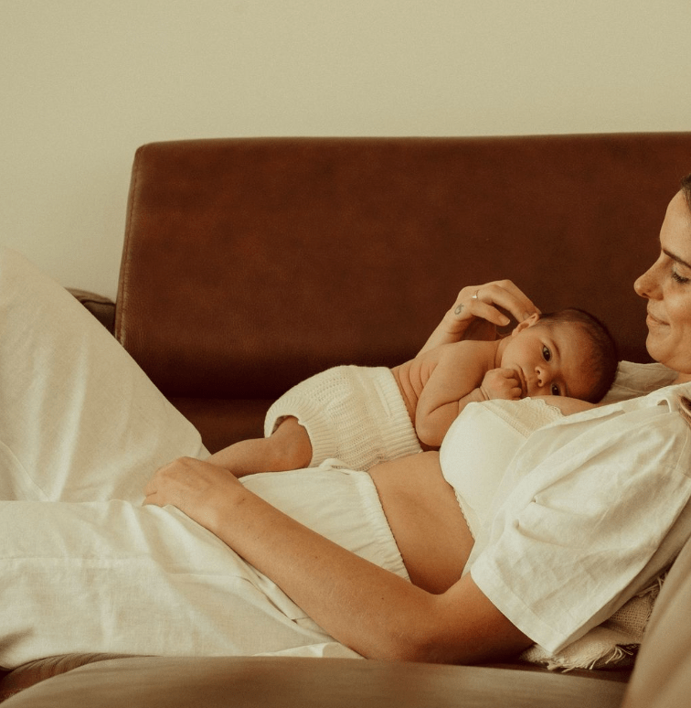 New Mum Tips: The First Weeks of Motherhood with Confidence | HOTMILK - Hotmilk Lingerie