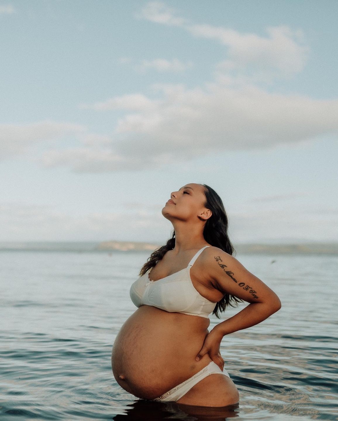 Tips for Your Maternity Photoshoot | HOTMILK - Hotmilk Lingerie